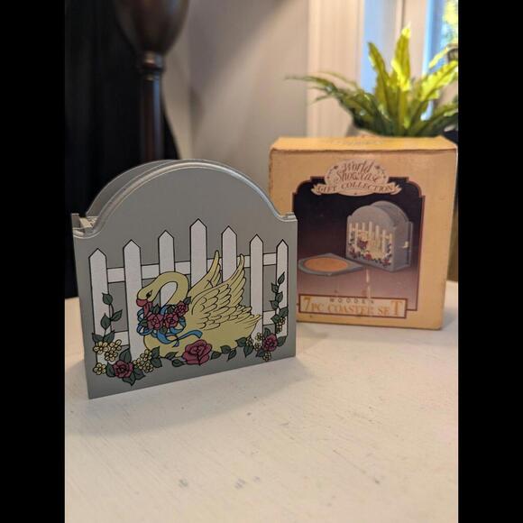 Vintage Wooden Shabby Chic Swan Coasters/ World Showcase Gift Collection/ Taiwan - Picture 3 of 4